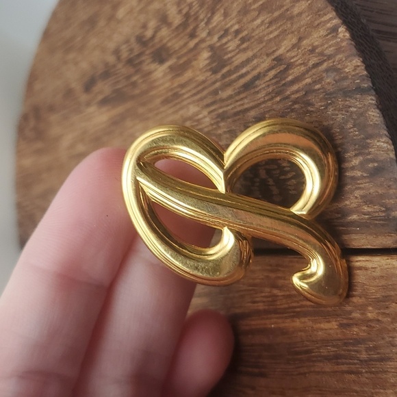 B221 cursive initial B monogram gift‎ idea brooch estate